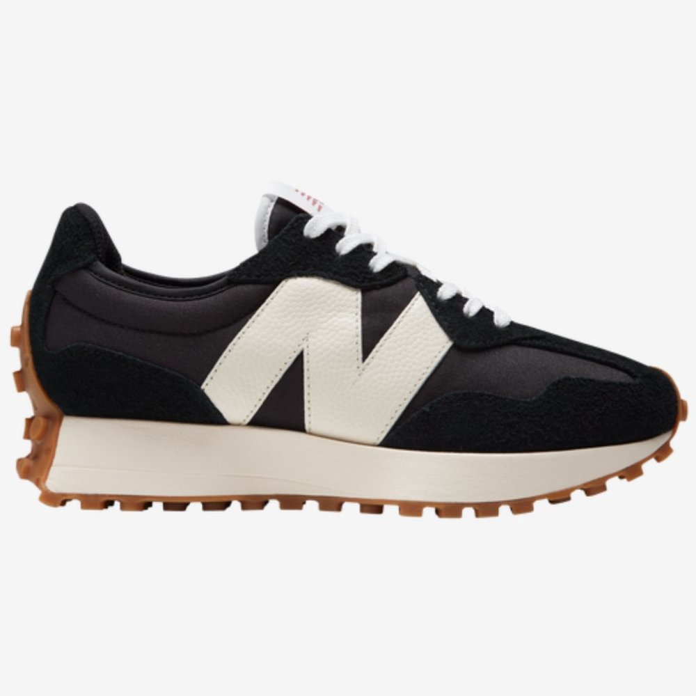NEW BALANCE 327 WomenS Sneakers Shoes Black/White Leather Logo size 8.5 - Picture 3 of 14